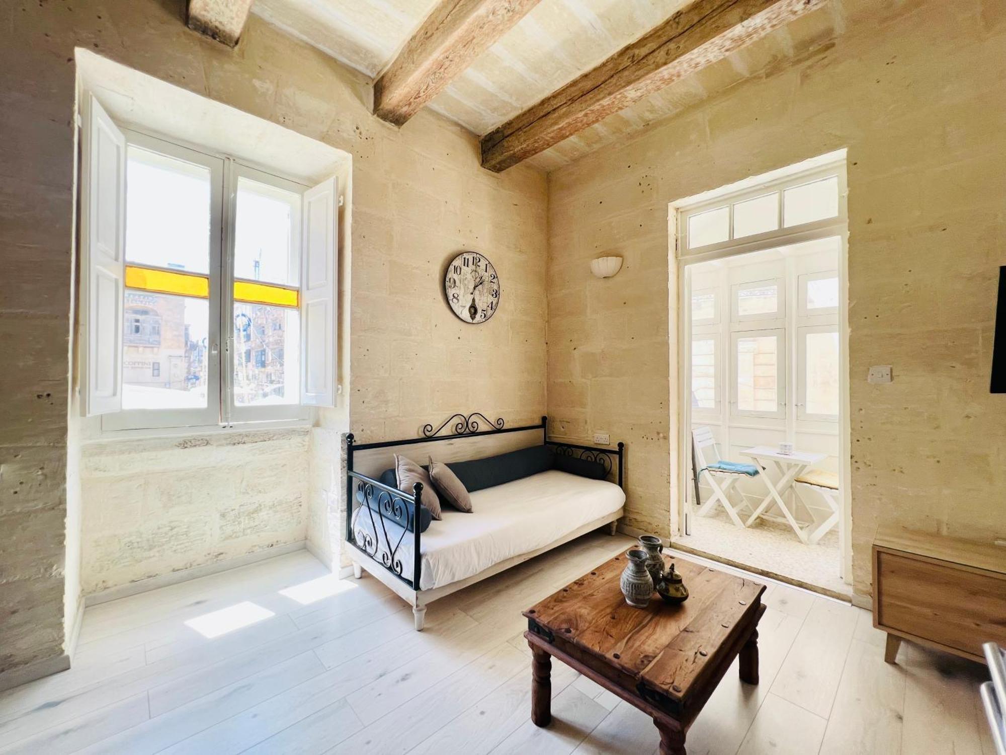 Coffee Loft - Grand Master Palace วัลเลตตา ภายนอก รูปภาพ
